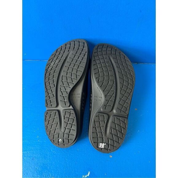Sandals_&_Flip_Flops